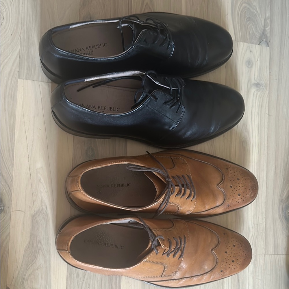 Banana Republic Black and Brown Leather Oxfords